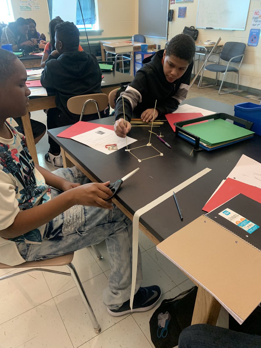 HixenbaughMs's tweet photo. Working on teamwork and engineering skills in science today! Who can build the tallest structure?? #bonding #rcsd #school45 @RCSDsch45 @TDade @MrLupia https://t.co/6B2M7YN8cK