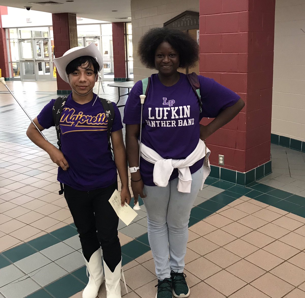 gariontaylor84's tweet photo. Freaky Friday !! #tackynacweek #beatnac #BelieveInLufkin https://t.co/k2dBXI0YcO