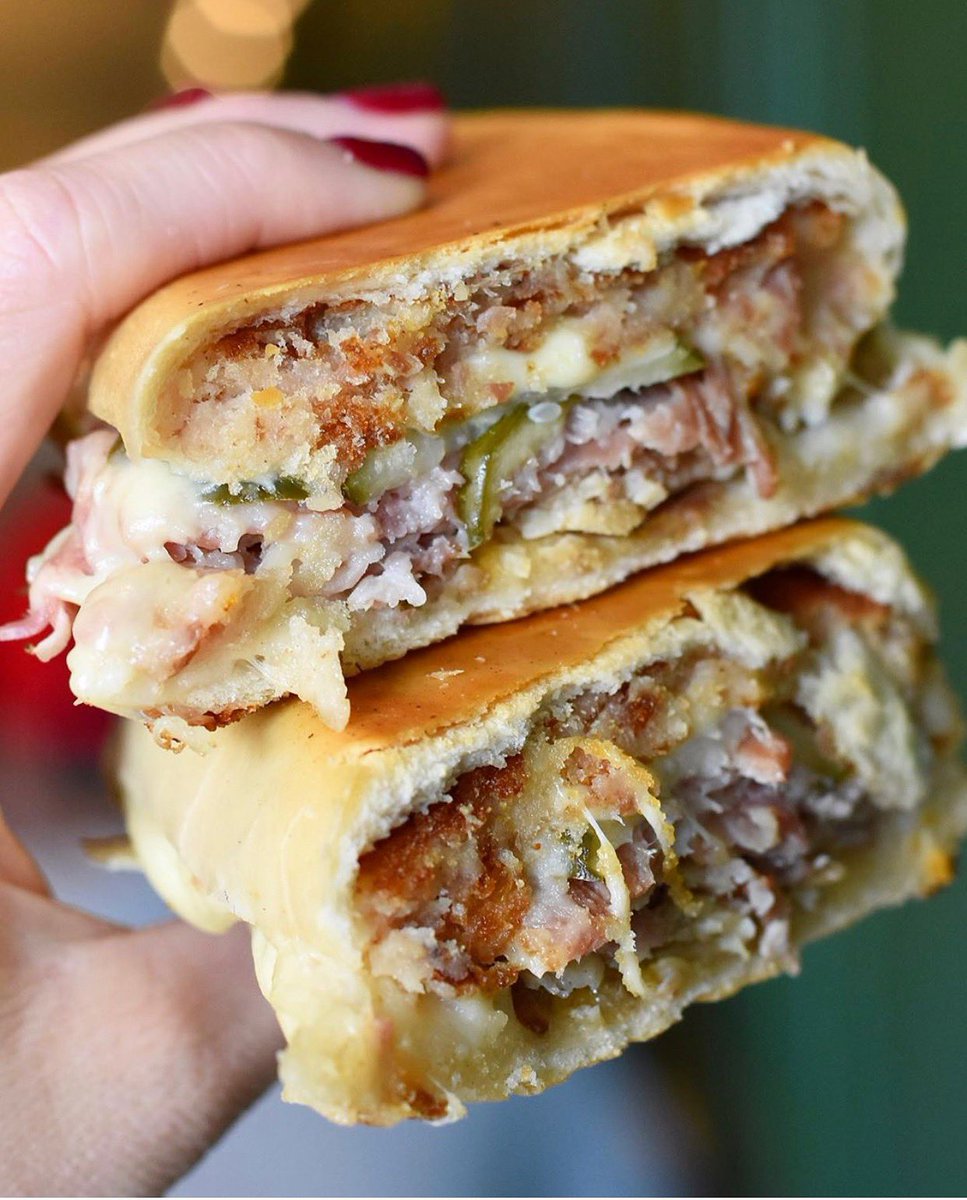 Hello #friYAY!
You’re the croquetta to our preparada.♥️✨
#hayhambre #eeeeeats #cubansandwich #croquetas #croquetapreparada #sanguichdemiami
📸: <a href="/TheHungryPost/">TheHungryPost</a>