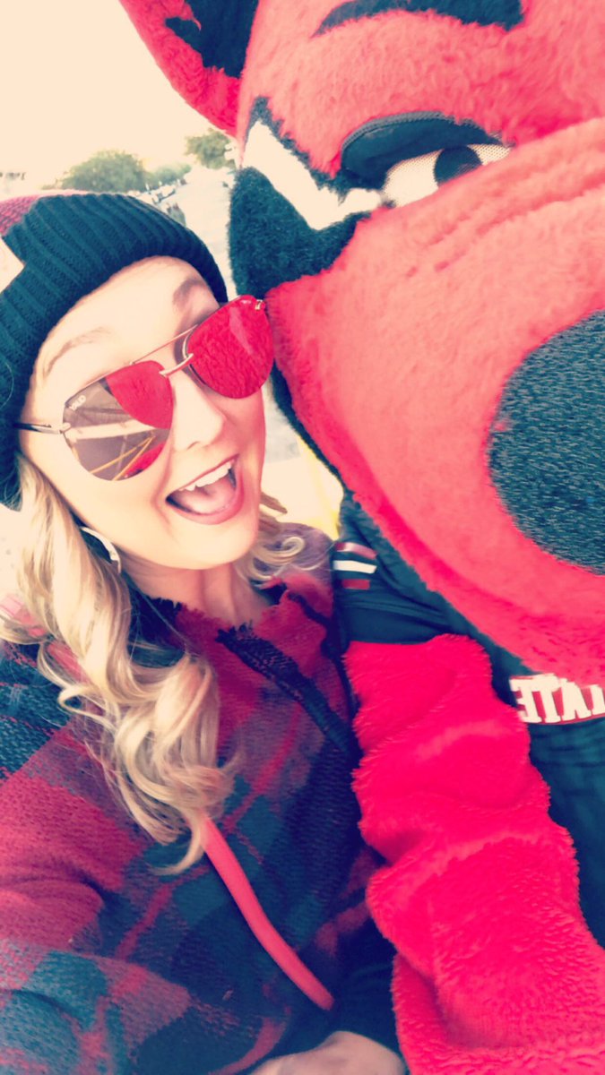 Paigeyyy_P's tweet photo. HAPPY BIRTHDAY TO MY BIGGEST FUR BABY!! Howl turned 11 today! He brings so much joy and laughter everywhere he goes!! We love you Howl! #FurBaby #Furternity #Howl #HappyBirthdayHowl #HowlYesGodBless #WolvesUp ❤️🐺 https://t.co/qsMipSlyYf