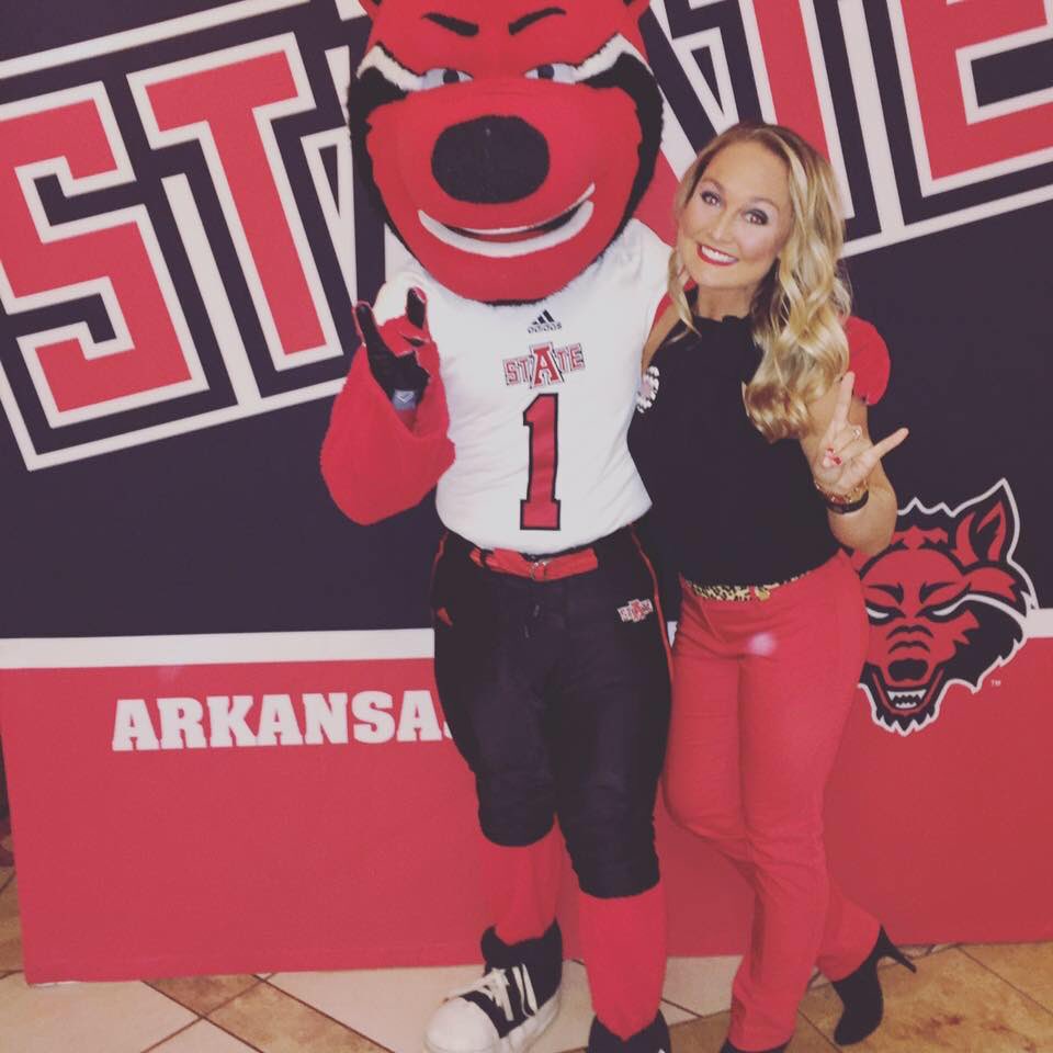 Paigeyyy_P's tweet photo. HAPPY BIRTHDAY TO MY BIGGEST FUR BABY!! Howl turned 11 today! He brings so much joy and laughter everywhere he goes!! We love you Howl! #FurBaby #Furternity #Howl #HappyBirthdayHowl #HowlYesGodBless #WolvesUp ❤️🐺 https://t.co/qsMipSlyYf