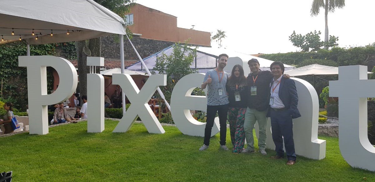 Minrel_Chile's tweet photo. Con el apoyo de @ProChile, los productores chilenos @MiPerroChocolo, @MarmotaStudio, @NinoViejo, @PunkrobotStudio, @ZumbasticoST y #WildBunchStudio, están en el Festival #Pixelatl2019, en México 🇨🇱🇲🇽, el principal encuentro de creadores latinos de la industria de la animación 👏🏽. https://t.co/6qEuirDHkS