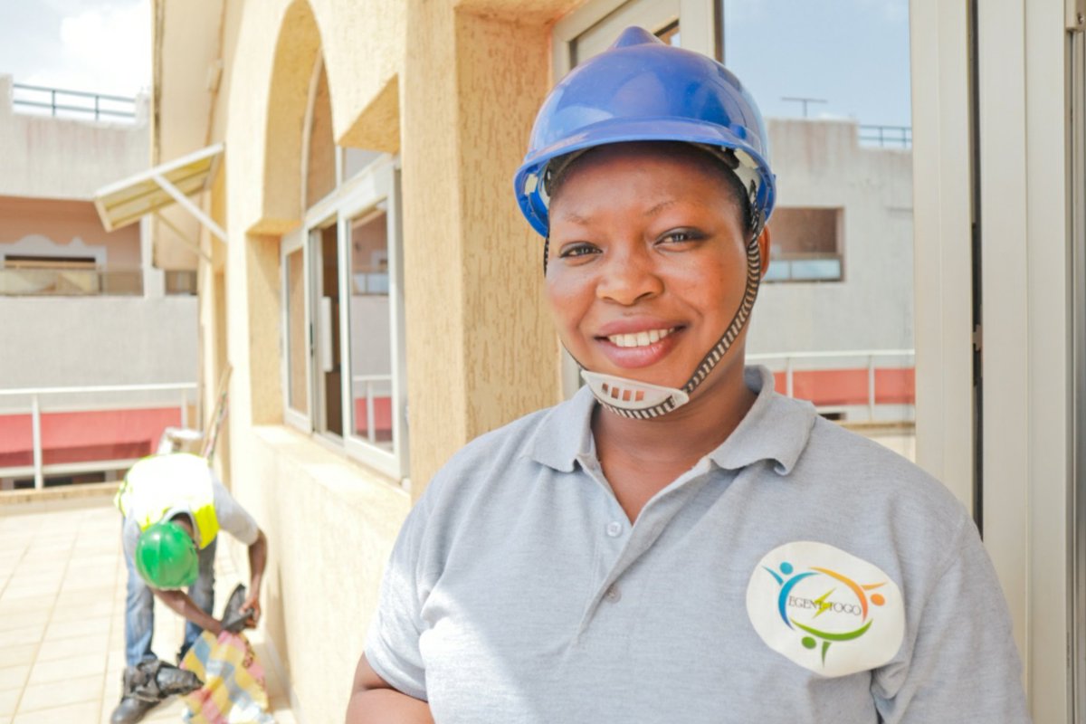 Il faut que les femmes soient de plus en plus impliquées dans la #transitionénergétique en #Afrique. Nous devons promouvoir l'emploi des #jeunes dans le secteur des #énergiesrenouvelables au #Togo. <a href="/kevinossah/">Kevin Ossah🇹🇬🇫🇷</a> <a href="/EgentTogo/">EGENT_TOGO</a> @CREFER4 <a href="/solairegenerat1/">solaire.generation</a> <a href="/BBOXX_Togo/">Bboxx EDF Togo</a> <a href="/EnergyGenAfrica/">Energy Generation 🚀</a>