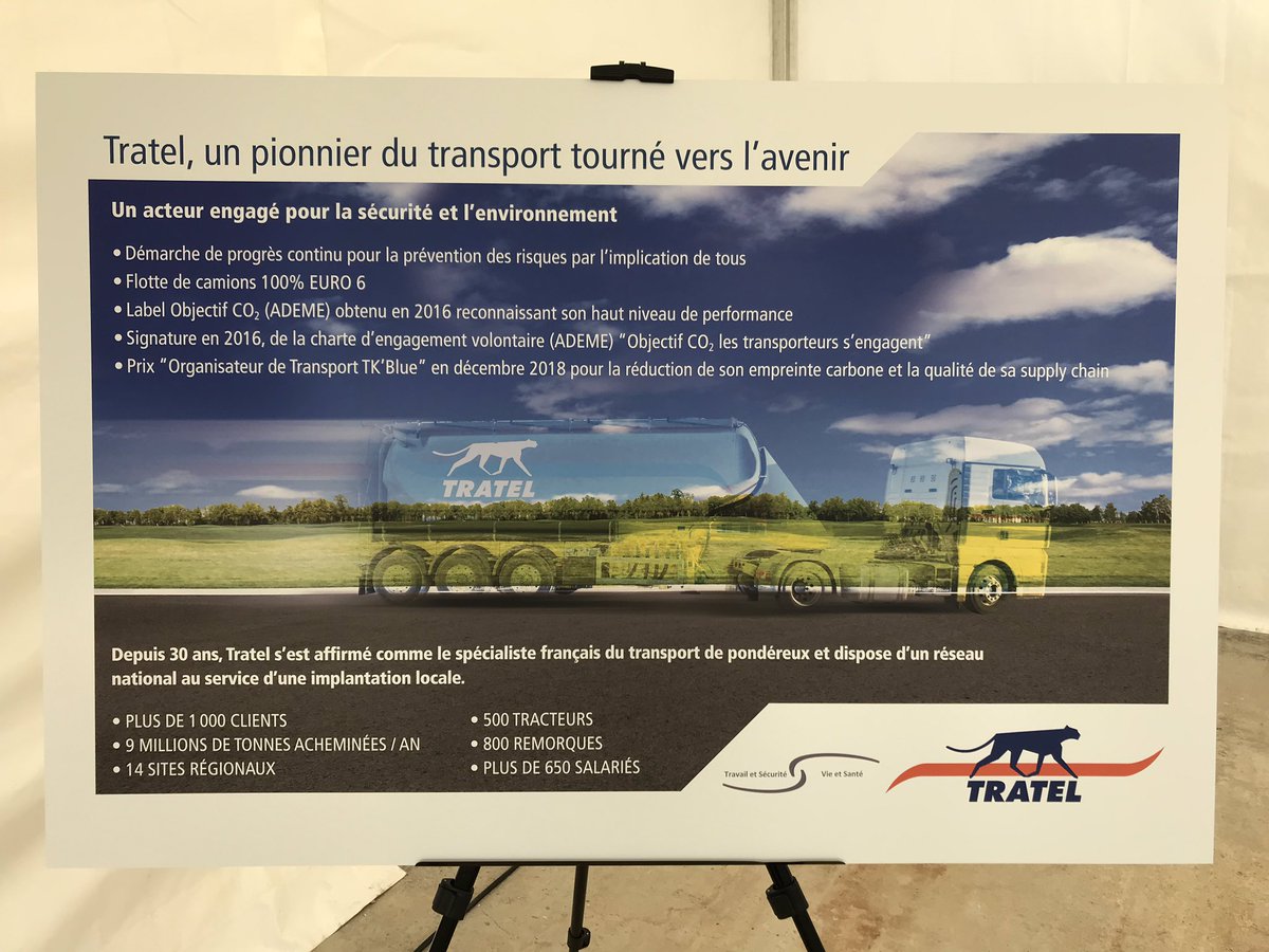 conrad_buttons's tweet photo. Livraison du premier porteur toupie béton au gaz en France. Partenariat innovant et réussi entre @ScaniaFrance #tratel @GSMUnibeton @Liebherr #DeveloppementDurable #gnv https://t.co/WUASCXnWJa