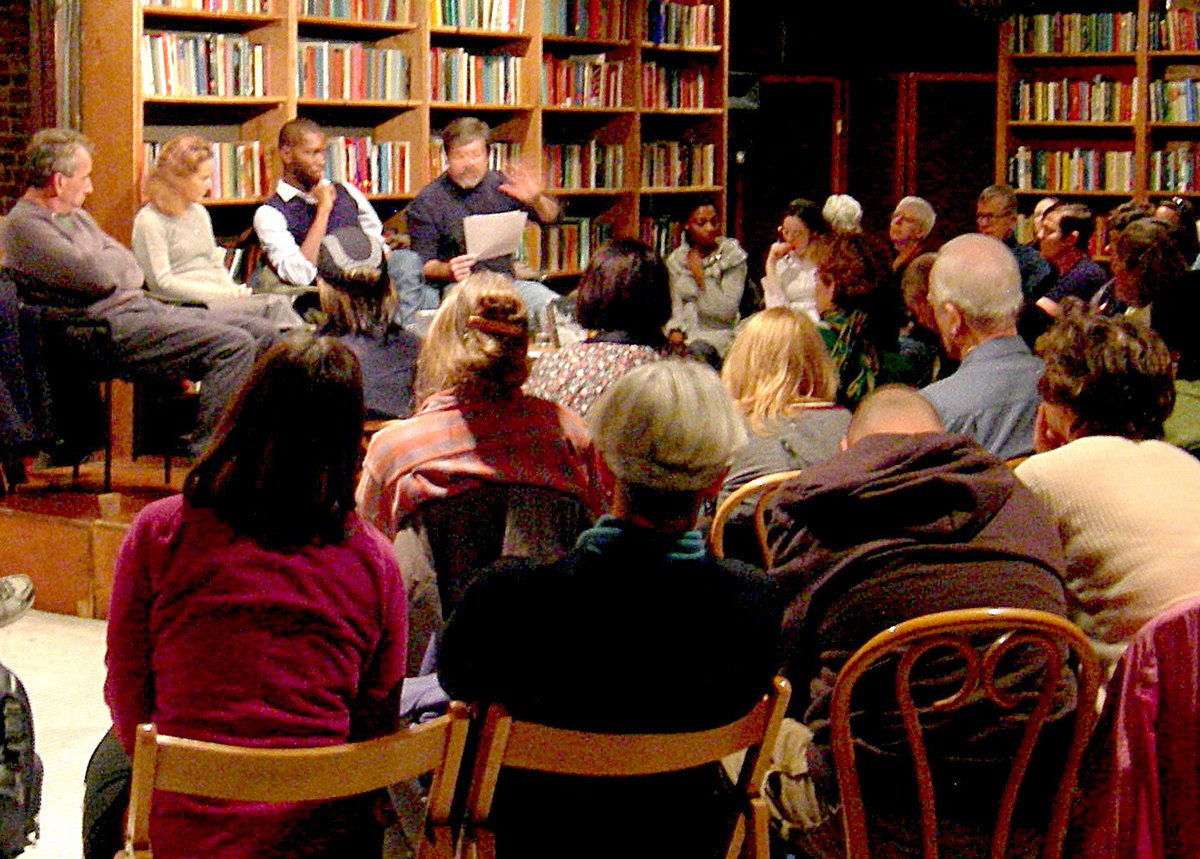 JCInteract's tweet image. With today being #ReadABookDay you may like to look into joining a local book club. This explanation can explain how they work and give you a good place to start looking for the right one to join: ow.ly/NaJh50vZcAx