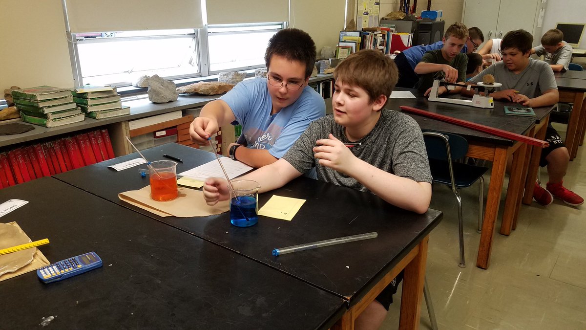 GRS_Science's tweet photo. Metric Measure Boot Camp today in class! 📏 #accuracy #significantdigits #handsonlearning
#GRStradition #GRSpride https://t.co/JyfGdflbod