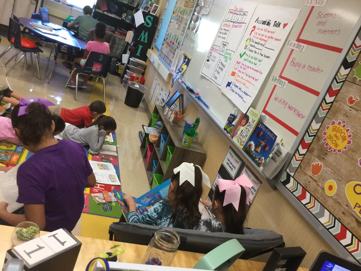 HaileyDullnig's tweet photo. In third grade we are practicing our reading stamina by curling up with a just right book πβ€οΈ#NISDMead @WeGoPublic #rootedmead #mead3rdgrade https://t.co/APswWmIqUv