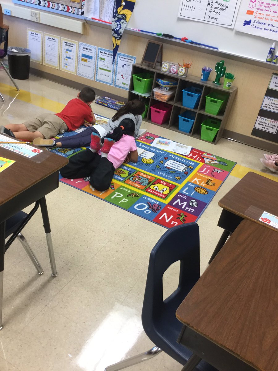HaileyDullnig's tweet photo. In third grade we are practicing our reading stamina by curling up with a just right book πβ€οΈ#NISDMead @WeGoPublic #rootedmead #mead3rdgrade https://t.co/APswWmIqUv