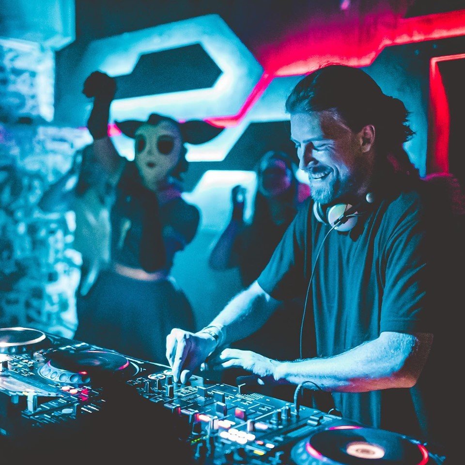 #cmon #cmonandcrunch #aerochrone #tb LARI LUKE, <a href="/notsocoolmusic/">notsocool</a>, JNSPTRS, <a href="/Sarazarlp/">Sarazar</a> 🔥🔥🔥
📸 by Julian Huke Photography