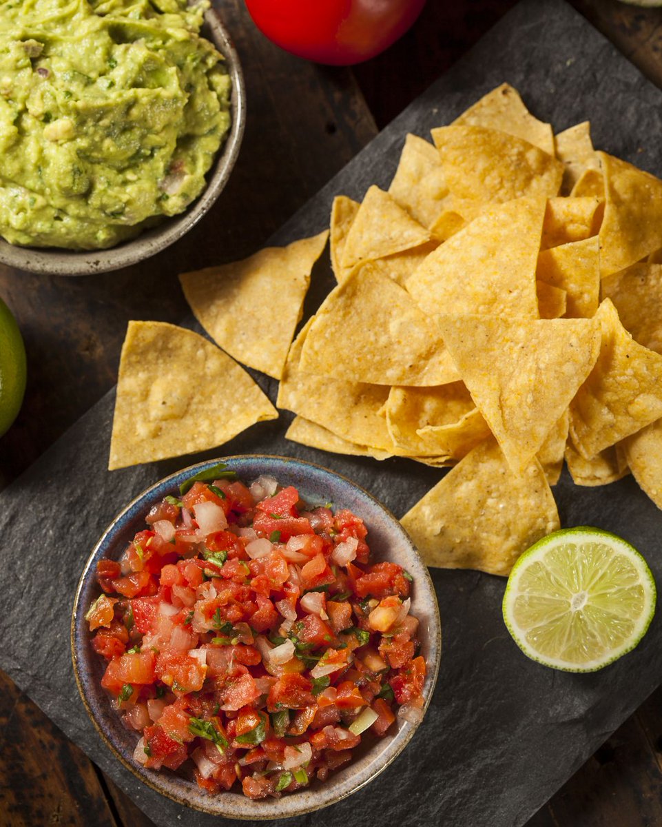 StandardMarket's tweet image. Super Weekend Sale 9/6–9/8/19: buy 2 containers of Marketmade salsa, guacamole, pico de gallo, or queso and get a free bag of Marketmade tortilla chips! (while supplies last!)