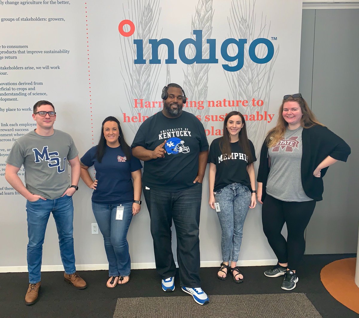 Indigoag's tweet photo. The Indigo #Memphis office has dubbed Fridays “Rep your Team Day” in honor of #collegefootball season starting back up – a healthy dose of friendly competition! See opportunities to join this all-star team: https://t.co/eHZhiurqBX. #LifeatIndigo https://t.co/pXuitrM1EH