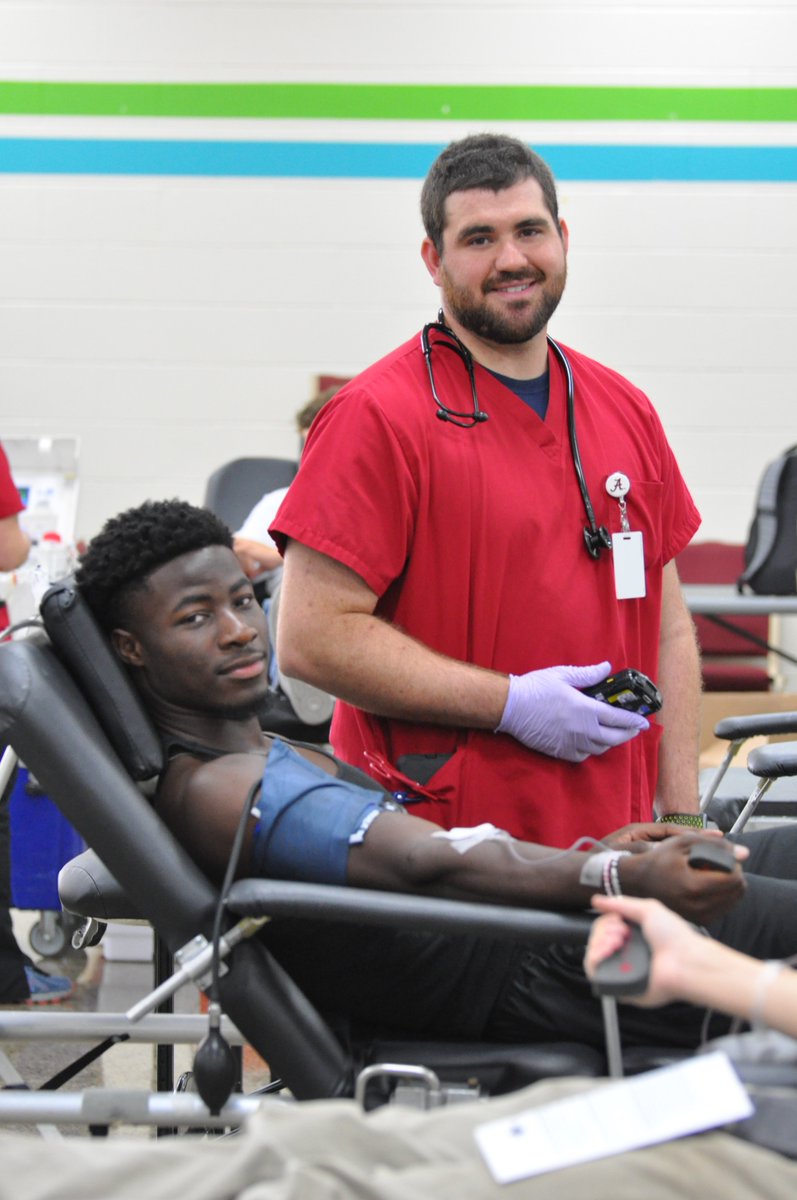 bartowschools's tweet photo. STUDENTS STEPPING UP: With the help of the Red Cross, BCCCA hosted a blood drive and collected 89 pints of blood! That's enough to help more than 250 people! This donation from Academy students and community members will be used to help compensate for the lost pints due to Dorian https://t.co/kzq8tkyyoc