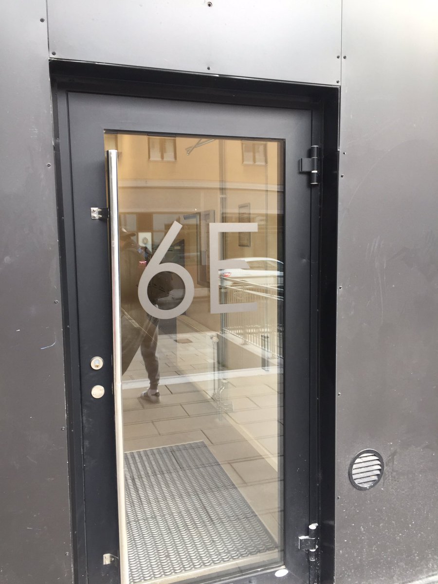 Feelin’ 6E, might delete later, idk. Feat. a sneaky @Mr_Bergsma reflection