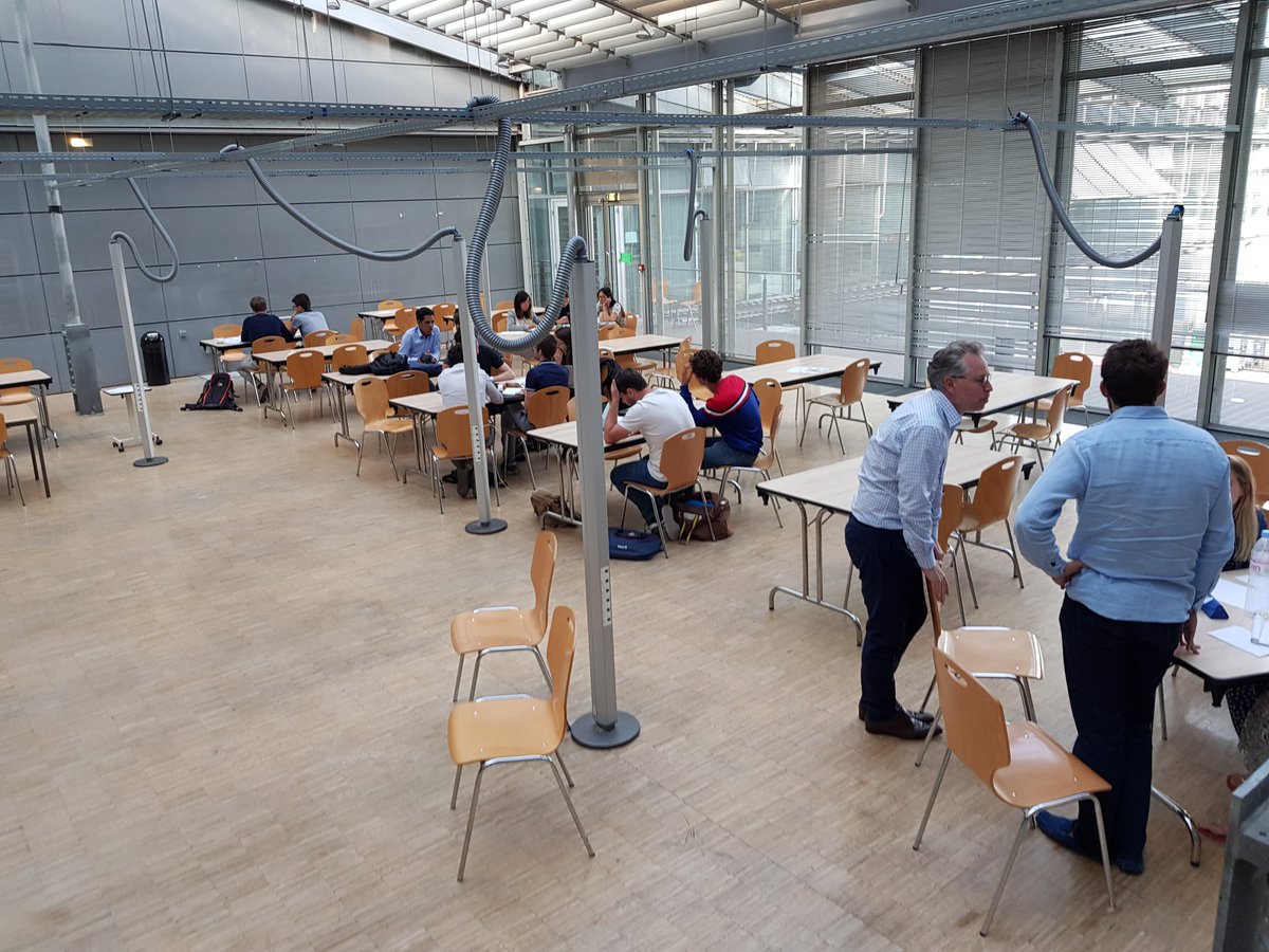 jfdeldon's tweet photo. Plus que 6 équipes pour la première étape de sélection a l' @EcoledesPonts du #MichelinCampus #innovation par @michelinrecrute. Bientôt la sélection pour la finale. https://t.co/HCl2opB6uY