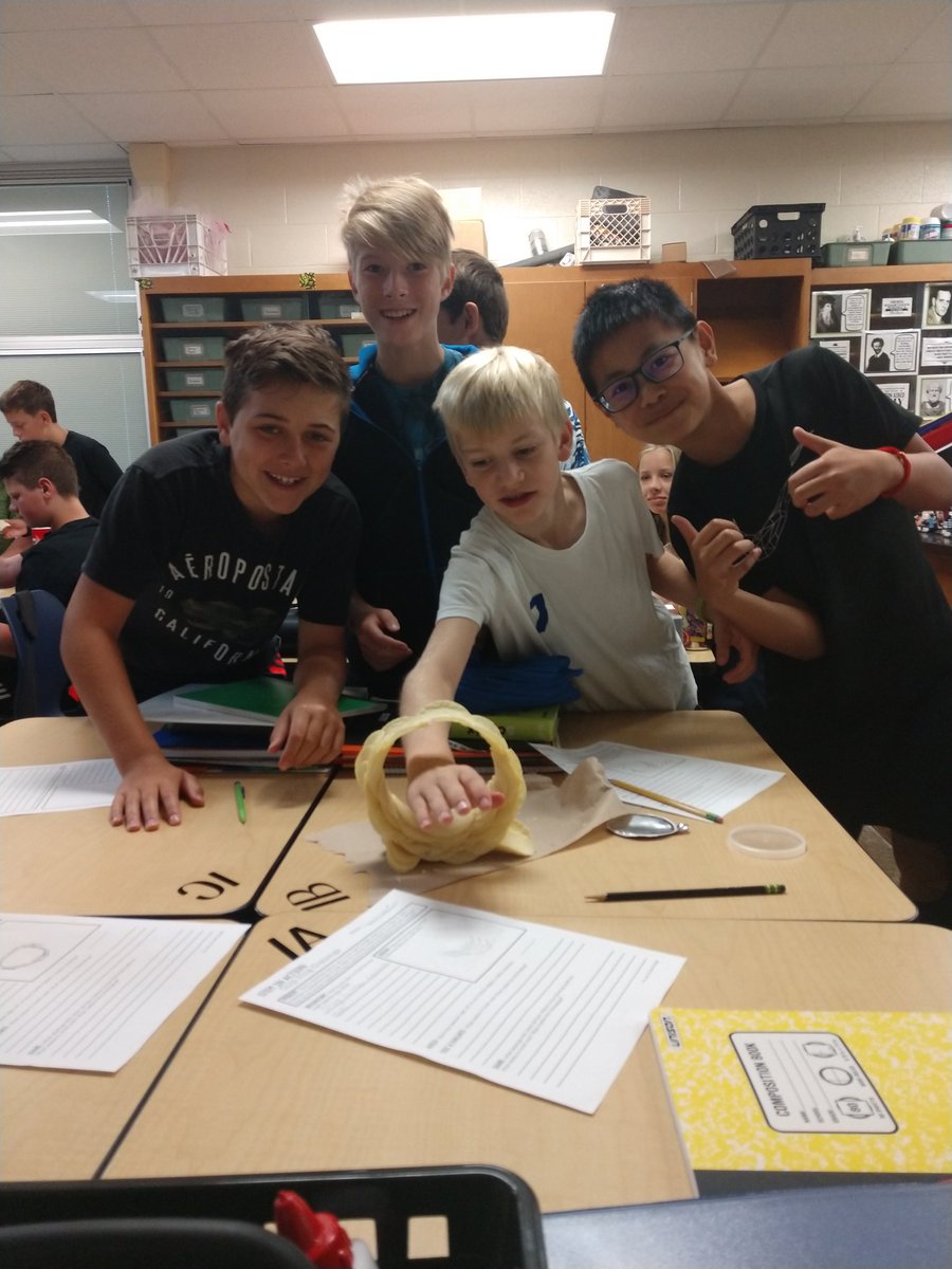 mrsmackellar's tweet photo. 1st hour winner of the Chip Ring Challenge! #STEAM https://t.co/G0u7iRS1TB