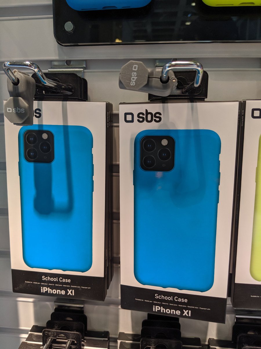 sergio_teula's tweet photo. Carcasas del nuevo iPhone ya disponibles en IFA 🤣 https://t.co/3XsTjbQC1z