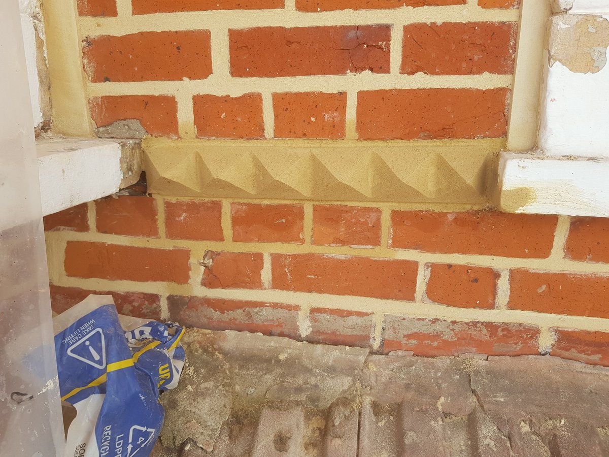 STONE RESTORATION.

New diamond detail.

spartanrestoration.co.uk