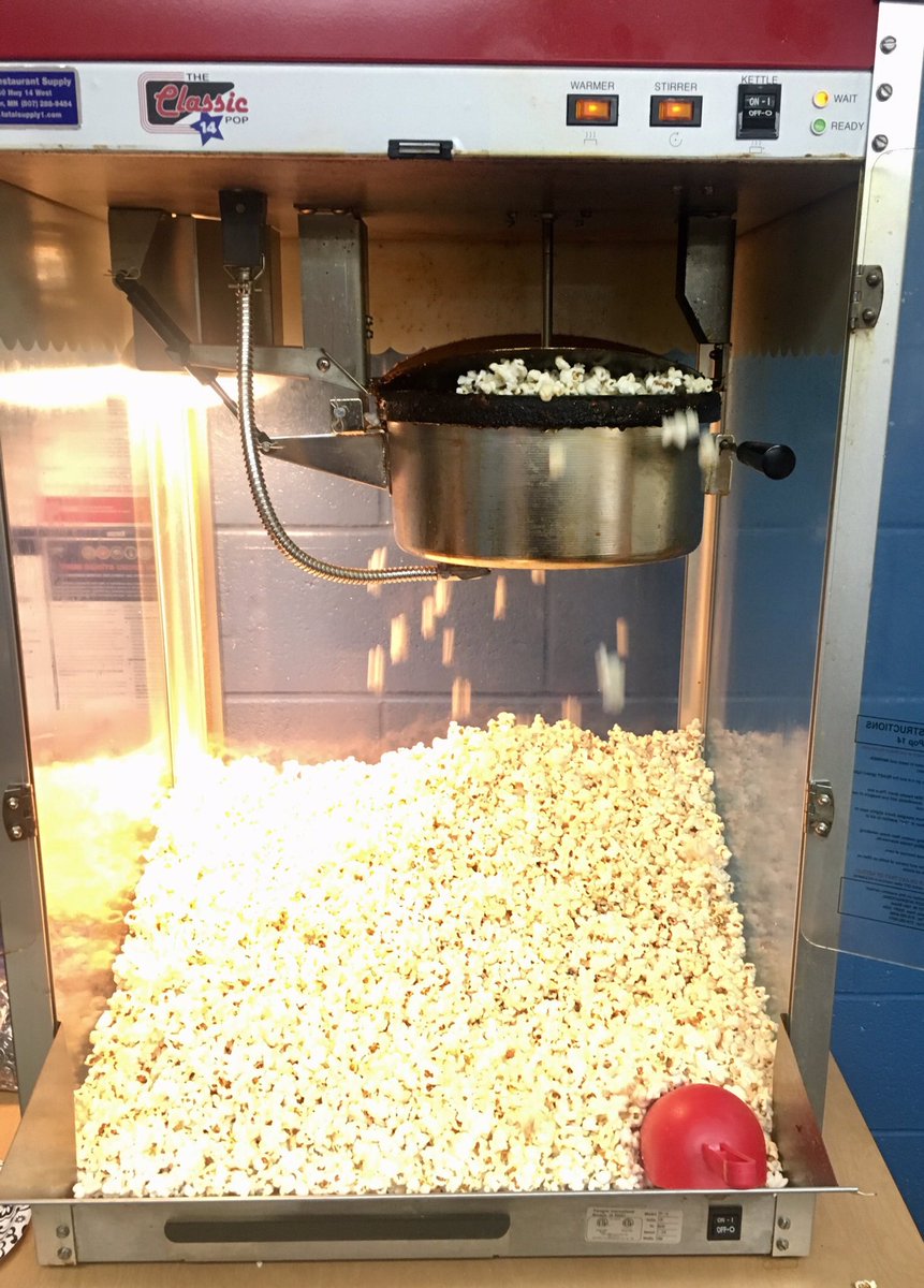 nicksofio's tweet image. The smell of popcorn filling the hallways means it’s a popcorn Friday!! Thanks to our awesome parent group, LESO, for making this happen. #ALASconnectED #LKCanDoKids