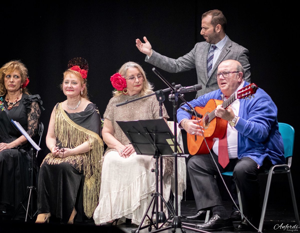Este año durante la inauguración de la #VeláSanMiguel19 contaremos con la actuación de la Asociación Pro Defensa de la #Copla Andaluza.  Un momento maravilloso para disfrutar del arte💃🏻 y las costumbres de nuestra tierra. ¡Os esperamos!👏🏻
 #Sevillahoy #arte