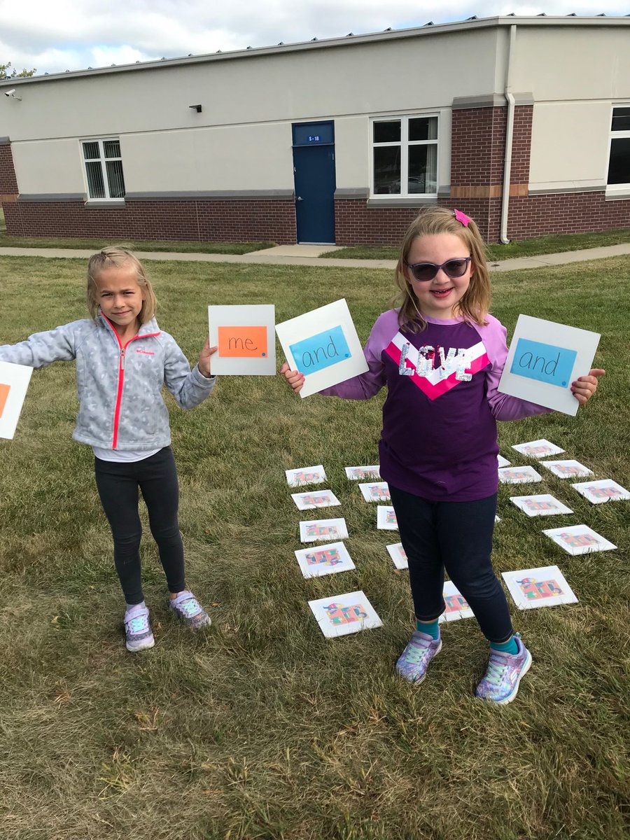 lynn_reads's tweet photo. What better way to practice sight words on a sunny Friday! #lawmmemory #2020howardwinn ⁦@saramarleygrimm⁩ ⁦@TedIhns⁩ https://t.co/sLOFurZmYj