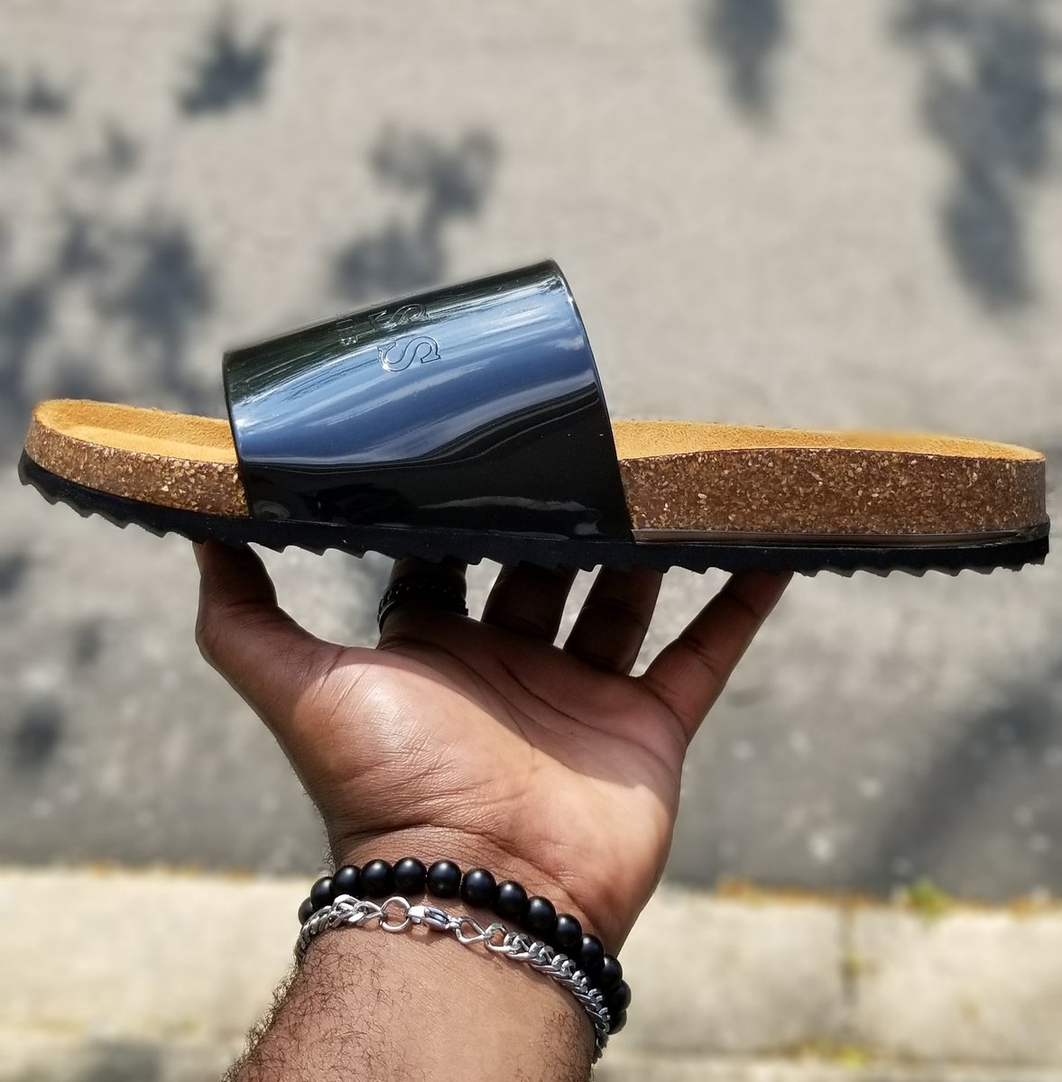 ladikosoko's tweet image. Shop the @GUESS X Cork Slides 
11/45
N18,500

#SlideIntoMyDM, #SomethingToLookSweetIn, #TheLadiCollection