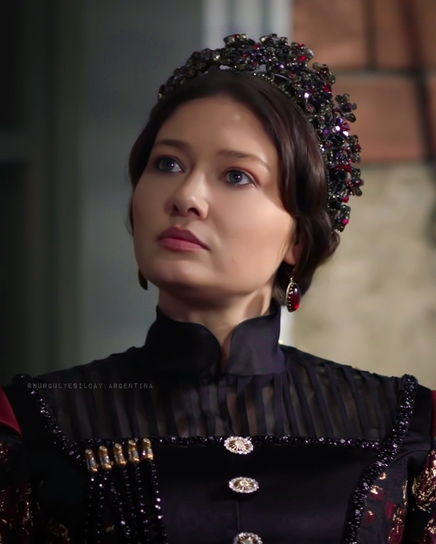 👑🦋 <a href="/nrglyslcy/">Nurgül Yeşilçay</a> #nurgulyesilcay
