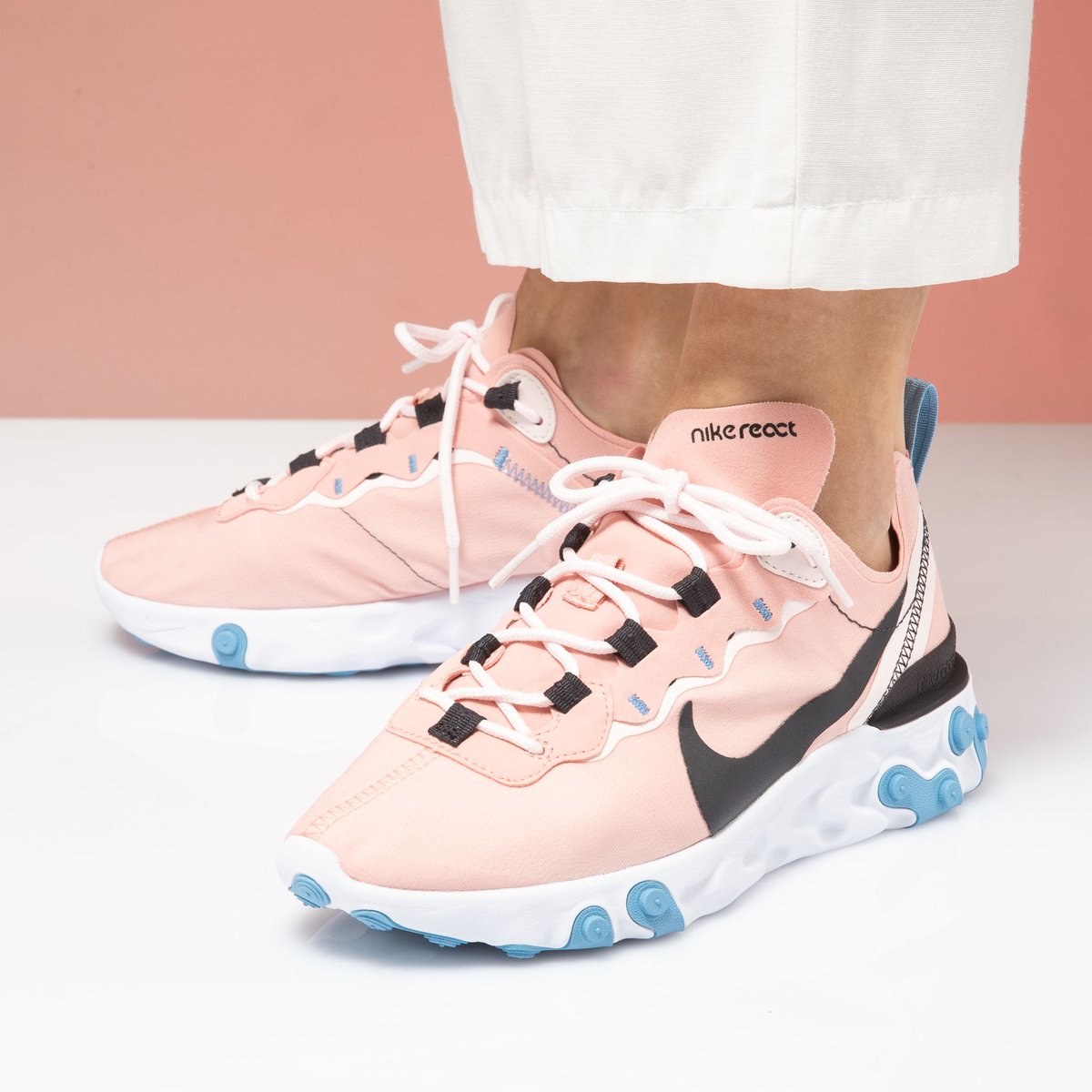 nike react element 55 women's on feet