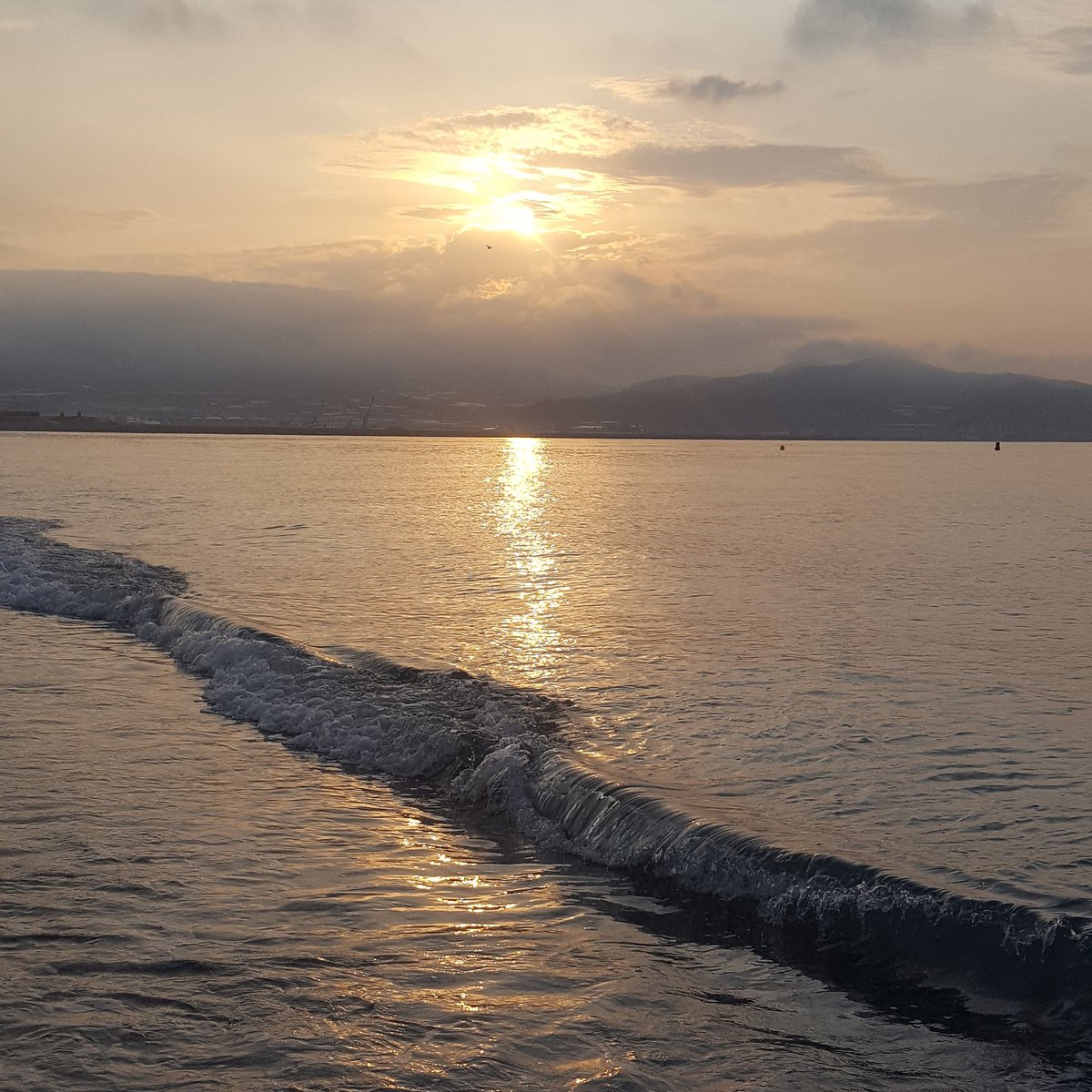 Nankuranasia. La palabra mas bonita que significa "Con el tiempo se ordena todo"
A veces hay que retirarse para volver con mas fuerza😘😘