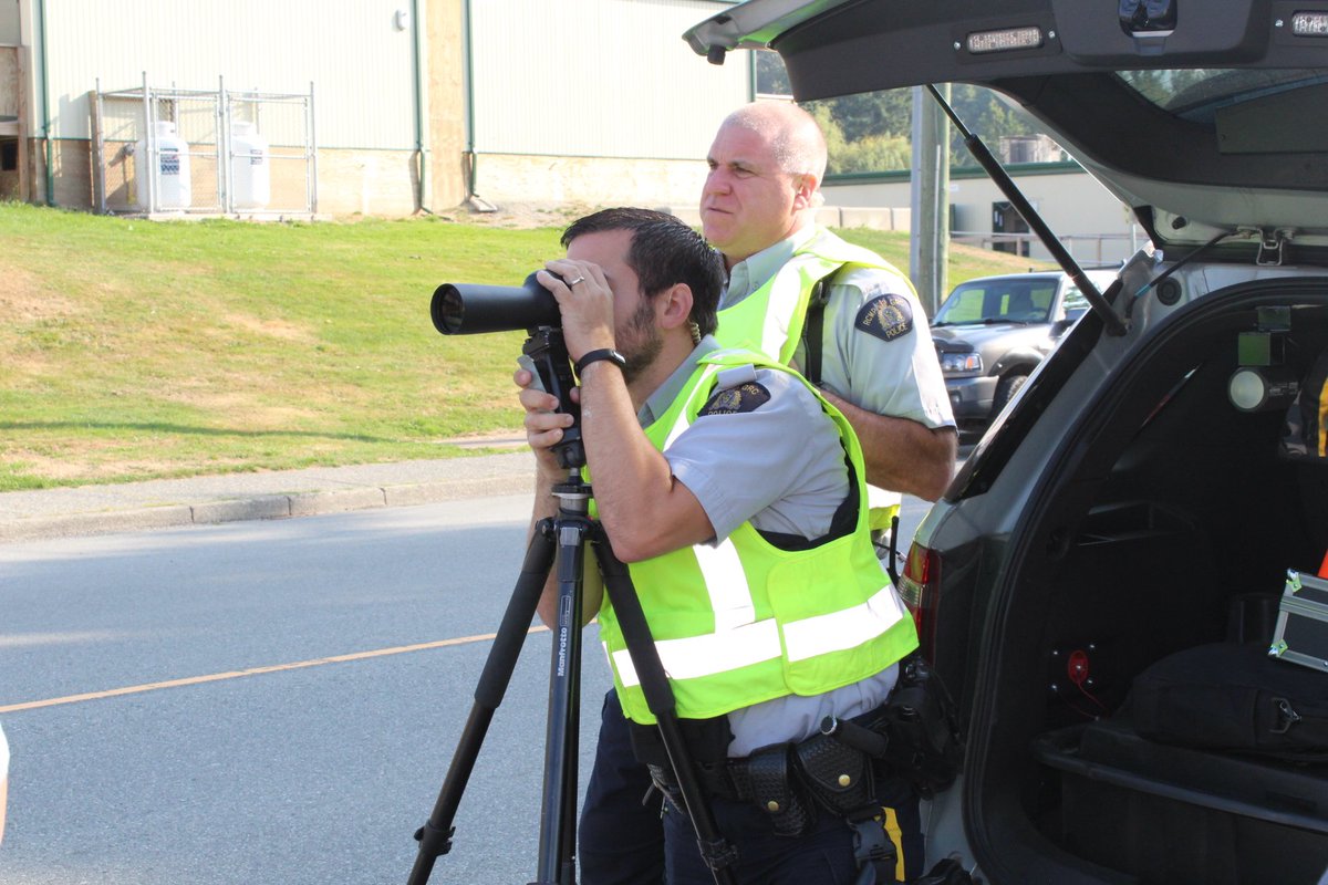 School is back in session! Remember to slow down and obey school zones. Thank you <a href="/MissionRCMP/">Mission RCMP</a> @Mission_BC for helping children get a safe start to the new school year! #BacktoSchoolBC