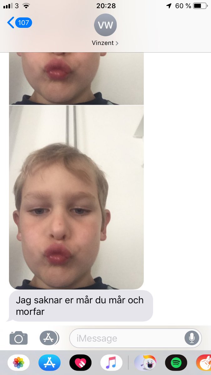 pstromming's tweet photo. Vinzent har fått en egen telefon, fick ett sms idag❤️
Spännande stavning på mormor..👍 #pussmun https://t.co/hvntk4w4LY