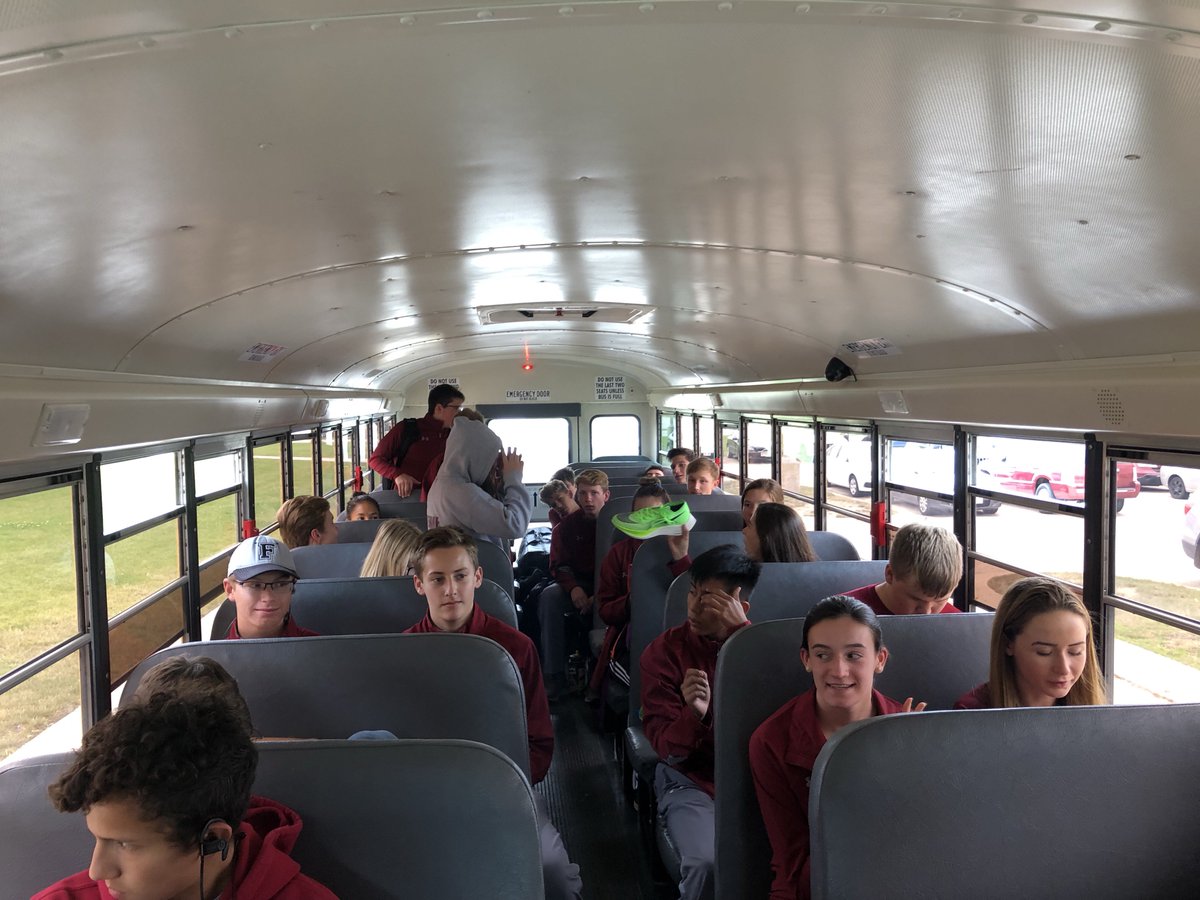Fondy_AD's tweet photo. Good luck @fonddulacxc as they travel to the Neenah Invite today! #fondypride https://t.co/hPyhLSIBGu