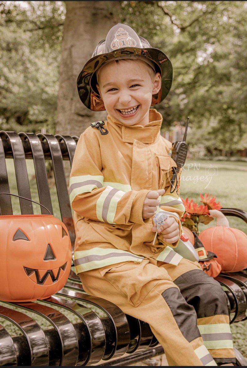 LoganHartman19's tweet photo. Even Liam knows how critical it is for our 1st responders to stay connected when seconds matter most. #FutureFirstResponder #FutureFirstNetCustomer#
@VinceLeaks @VinceLeaks @RanchleaderWill @VMoncada_ @404girl @DaleB1 @FirstNetNews 
@hoonign24 https://t.co/UobuasiKgc