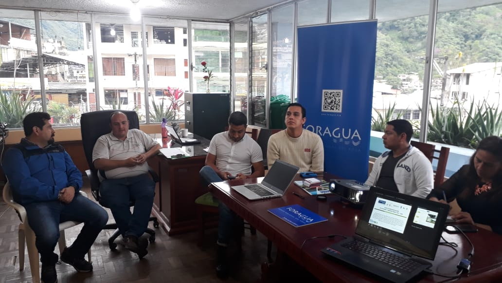 FORAGUA's tweet photo. [#Socialización del área de #conservación municipal de #Zamora] #56milhectáreas incluyen todas las fuentes de agua de todo el cantón. 
✅ Socializaremos al cabildo los estudios del Limón y Tunanza en el marco del proyecto REDD+ junto a #PROAmazoniaEC #MAE y #PNUD🌐  🌳🌱💦 https://t.co/7LtD7GXpYY