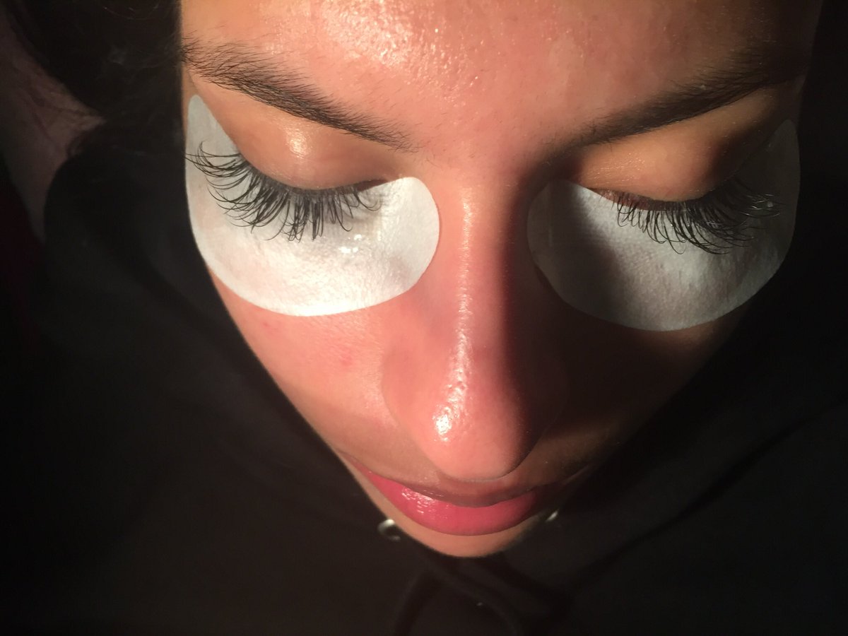 JazzyMink's tweet image. Classic Sets are $40 ❤️ #charlottelashtech #uncc23 #uncc #jcsu