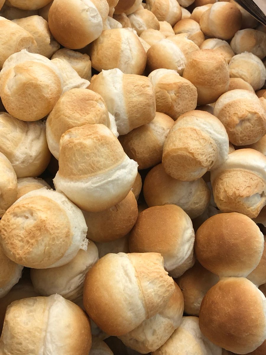 AucoinBakery's tweet photo. Have you heard there's a little storm coming? Don't be caught without bread, buns or treats! Get your #StormBread until 5pm today! https://t.co/OoUMR6BBgw