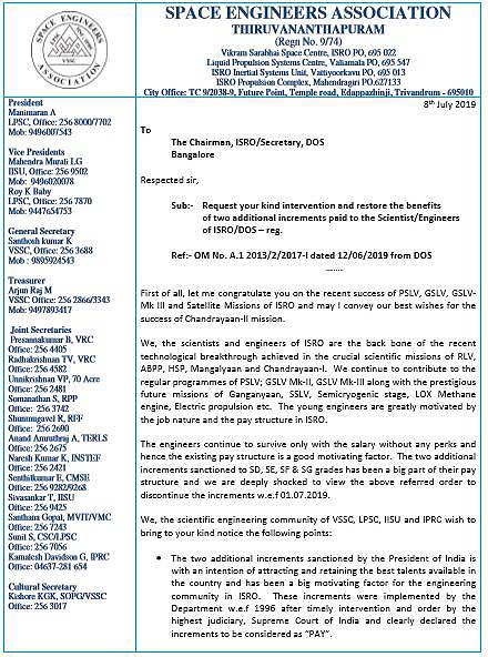 EDzCcbtU0AUkPjz?format=jpg&name=small