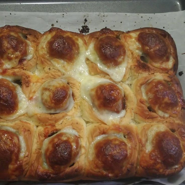 ChefOnABus's tweet photo. Pinterest https://t.co/ey04Zr3siv #meatball stuffed #cheese #bread #chefonabus #tasty #food #foodporn https://t.co/JAKoLR86E7