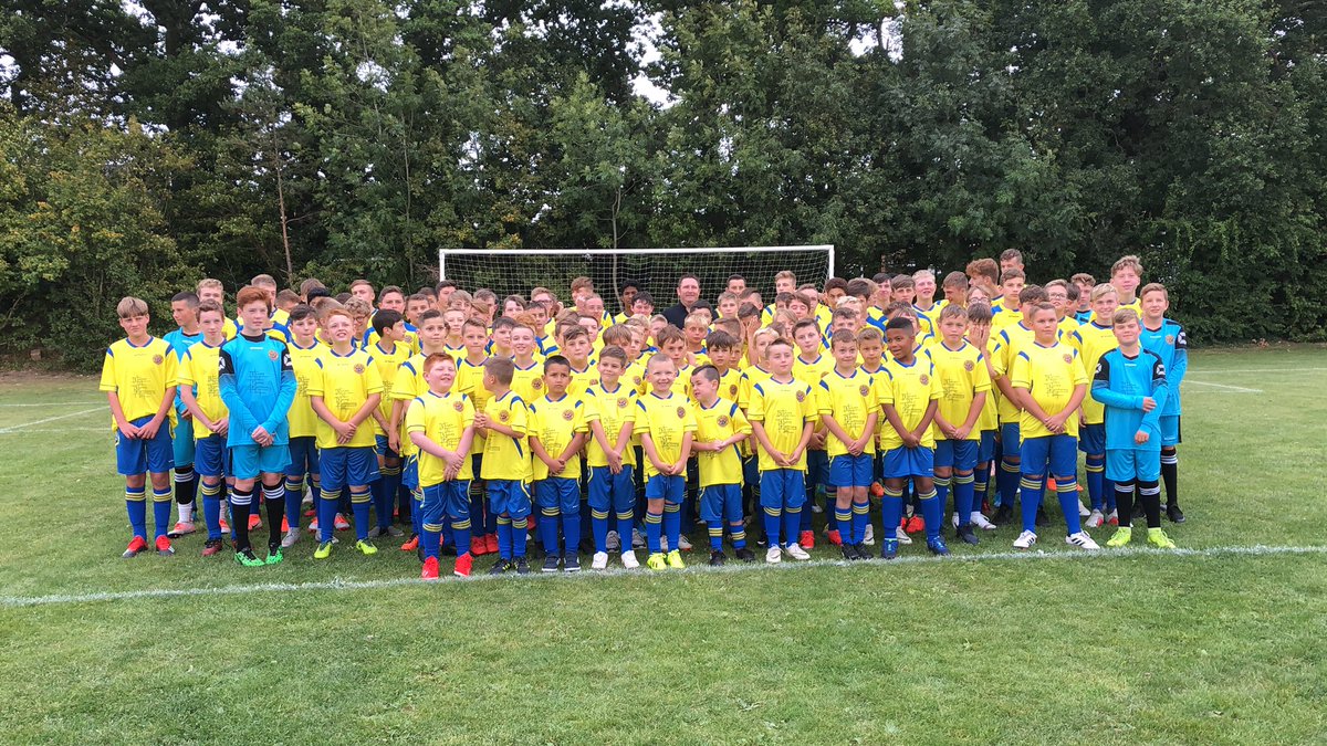 Club photo thank you to Sussex and Surrey partitioning Ltd for sponsoring the whole club