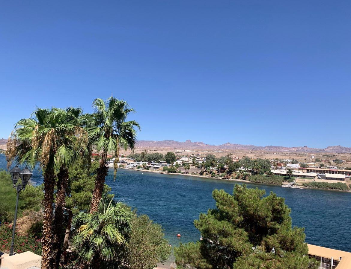 HarrahsLaughlin's tweet photo. Friday!👏👏👏 Friday! 👏👏👏Friday!!👏👏👏 #harrahslaughlin #laughlin #laughlinnevada #coloradoriver #welovefridays #laughlinbuzz #gettheweekendstarted #harrahslaughlinbeach https://t.co/LM8Sl7hTf6