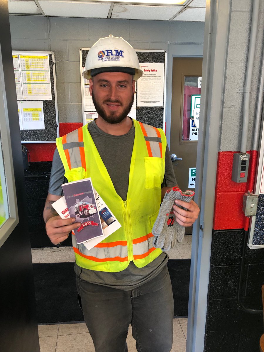TheRealMaui1's tweet photo. Wesley McCarty, welcome to our #DriverRewards program at @WheatlandTube @ZekelmanInd. Thanks for signing up in Warren, OH. Safe travels and stop back soon! Thanks for delivering our pipe to our customers. We appreciate it! https://t.co/XMrrIlgtfy
