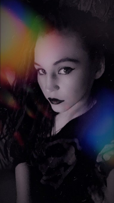 My new photoset is live. Login and enjoy! https://t.co/jQ0V82ALpA https://t.co/JhSHwHnPTq