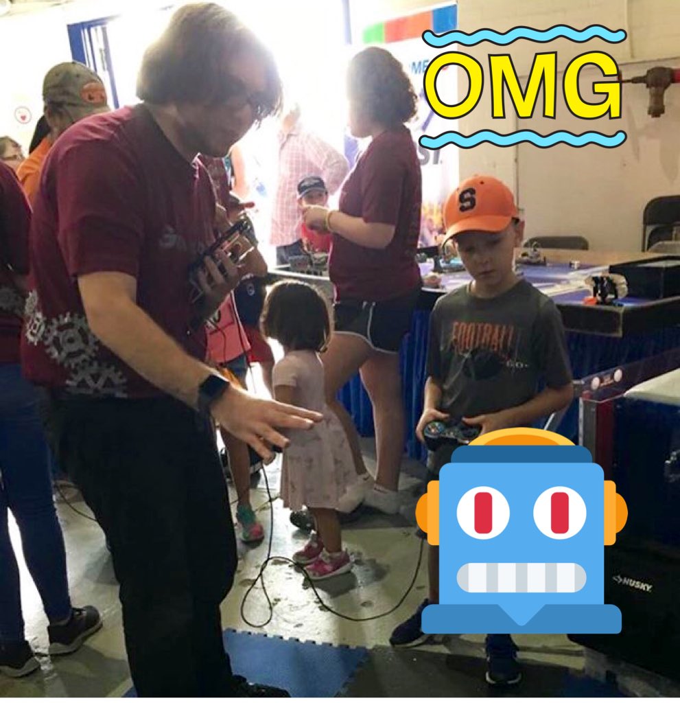 Geared Up was ecstatic to spread what FIRST Robotics is all about last weekend at the NY State Fair. They had a blast demonstrating their robots and educating visitors!
