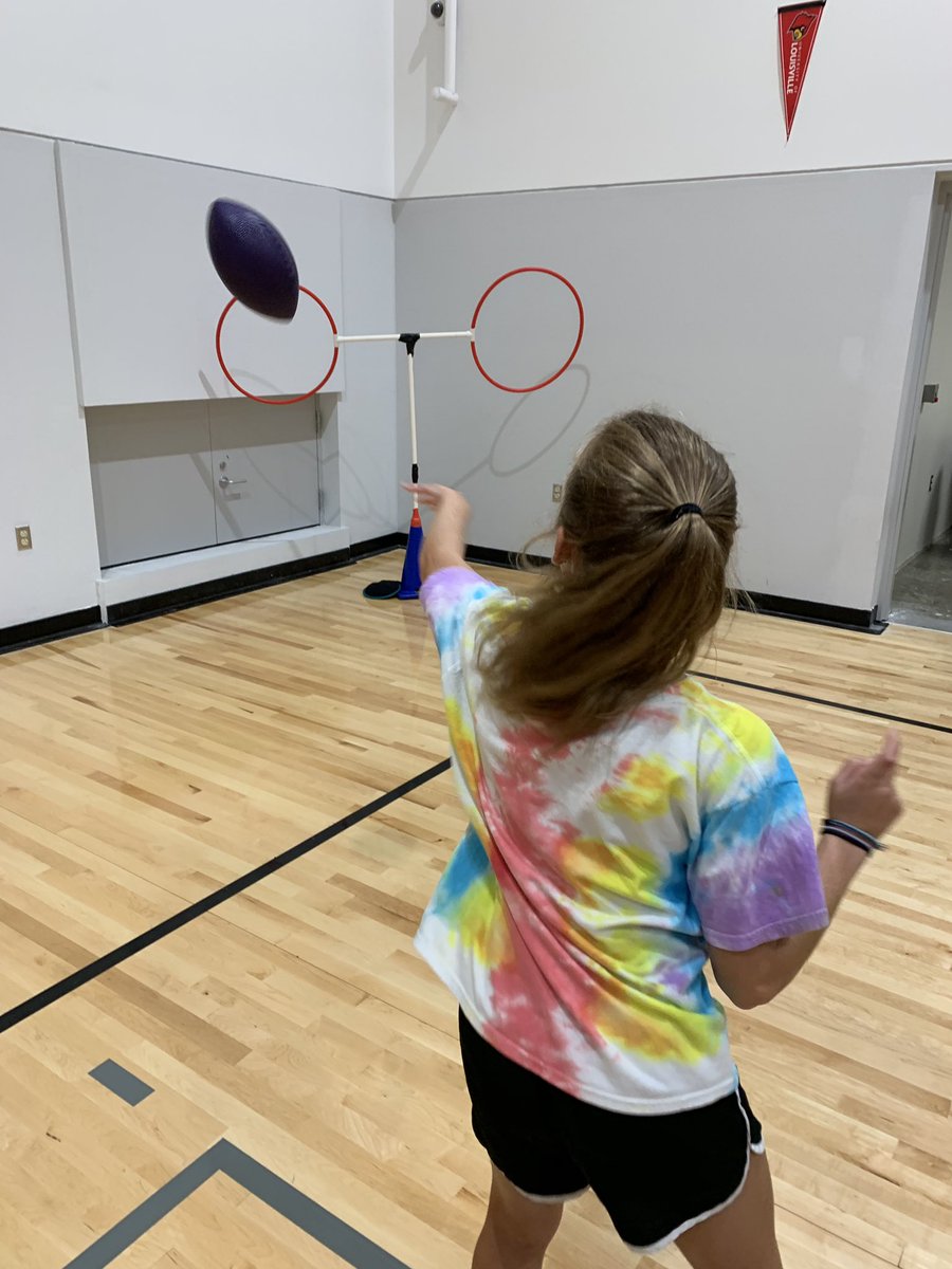 wre_pe's tweet photo. Kicked off the NFL season with football stations this week! #risdsaysomething #risdconnect @WRESammySeahawk https://t.co/cUACB1OmE7