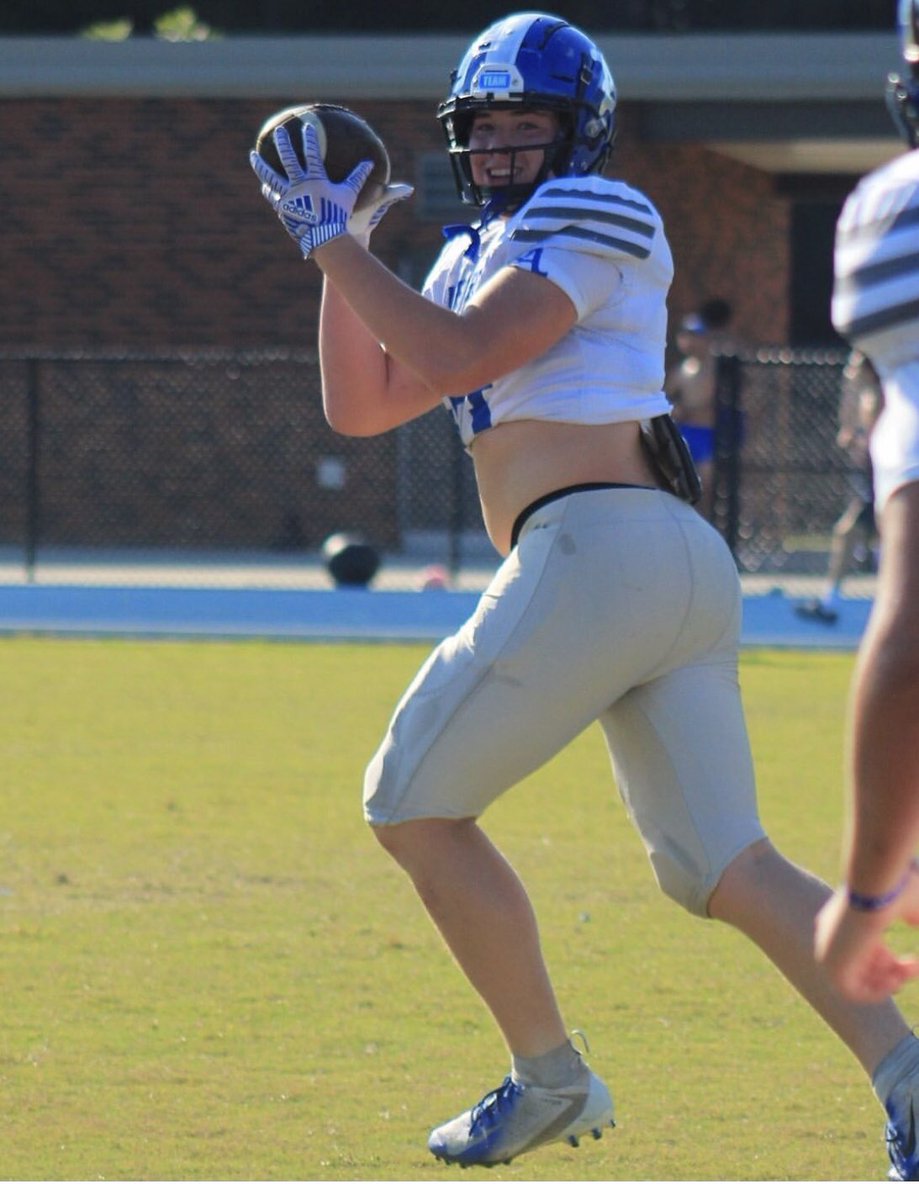 laurenhixon_'s tweet image. Game Day!!! @AuburnHighFB vs. Enterprise 7pm Duck Samford Stadium  @davidhixon_