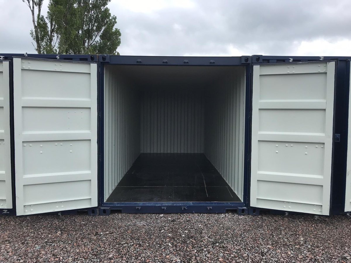 EggSelf's tweet photo. All of our containers are located on ground level for your convenience. No stairs to climb or long distance to carry goods, simply drive right up to your container. https://t.co/MOMPYCHgQ0
