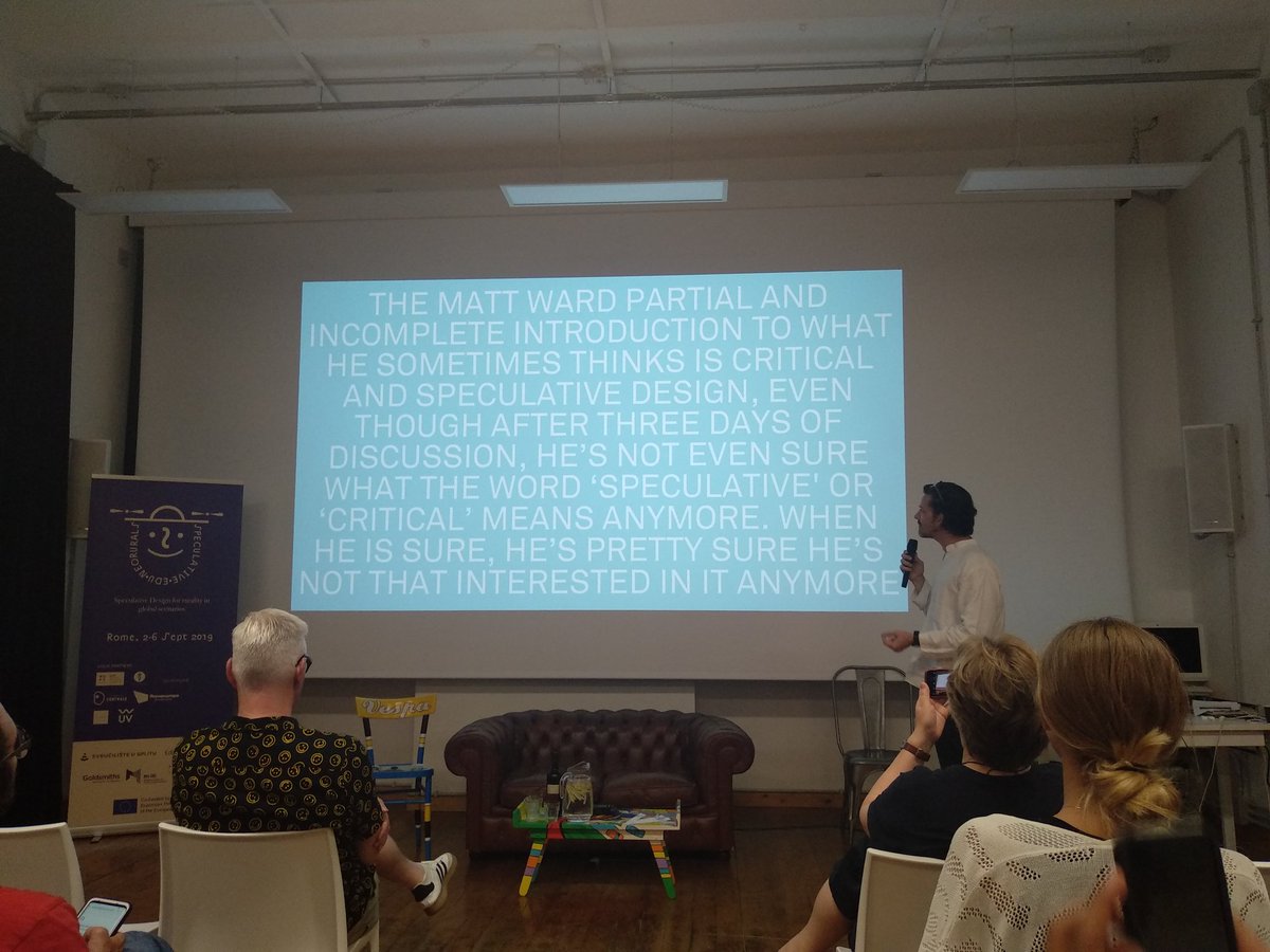 Societing_SC's tweet photo. Matt Ward ci dà la sua peculiare e brillante versione di cosa sia lo #SpeculativeDesign.

#SpeculativeEdu #NeoruralFutures #RuralHack https://t.co/QFnzPvo3FS