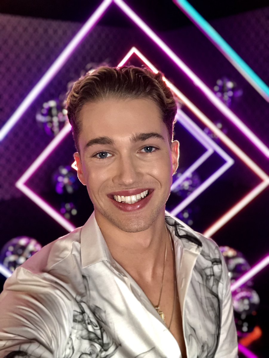 Aj Pritchard On Twitter I M So Excited For Everyone To Meet My 2019 Strictly Dance Partner Tune In Tomorrow 7 10pm Bbcstrictly Bbcone Https T Co Gdhjgfnt64