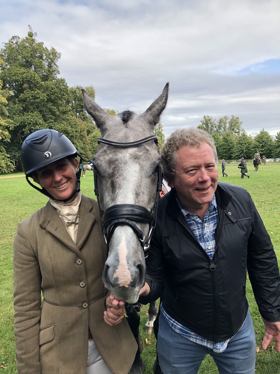 JosieSmithMedia's tweet image. 🦄✨@jonculshaw FINALLY getting to grips with #equestriansports @LRBHT_Official for the @JonEggingTrust Thanks to @PowellCaroline for the loan of #LegallyGrey #YoungEventHorse 💥👏🏻