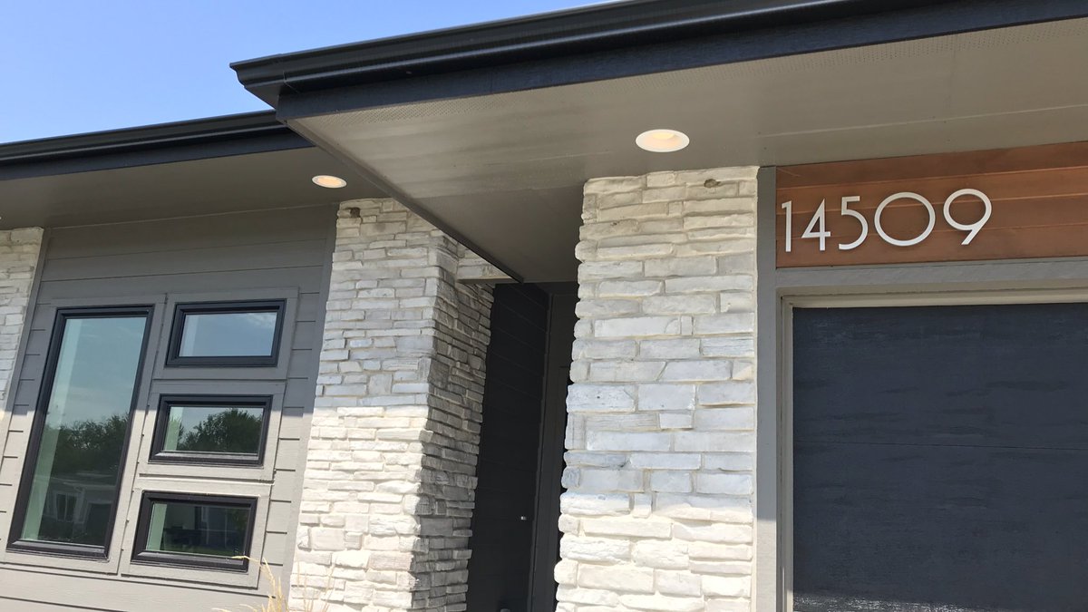 Drake Homes tweet media