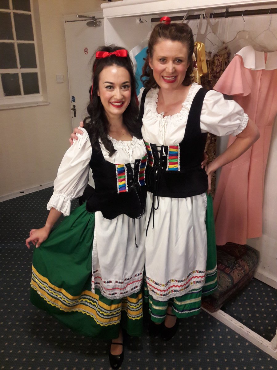 EmmaWatkinson4's tweet photo. gonnamissthisbabe tessaandgianetta4eva @MalvernTheatres @JuliaMariko @GSFestival https://t.co/N6EhdWjlE7